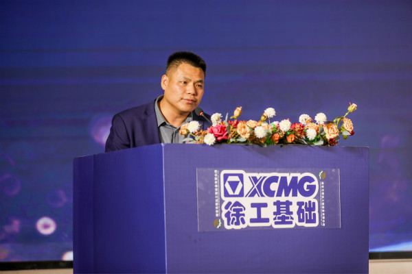 徐工旋挖鉆機春季訂貨會(huì )3月告捷！.jpg